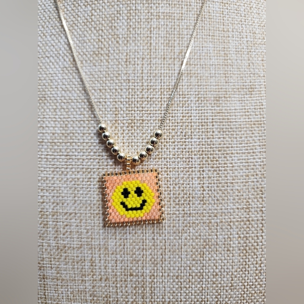 Smiley Face Pendant Necklace Gold Plated Miyuki Style Beaded - Picture 2 of 2